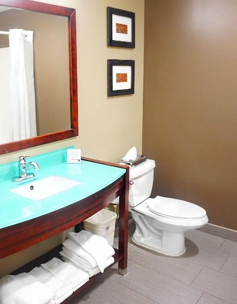 Quality Suites Waldorf Esterno foto