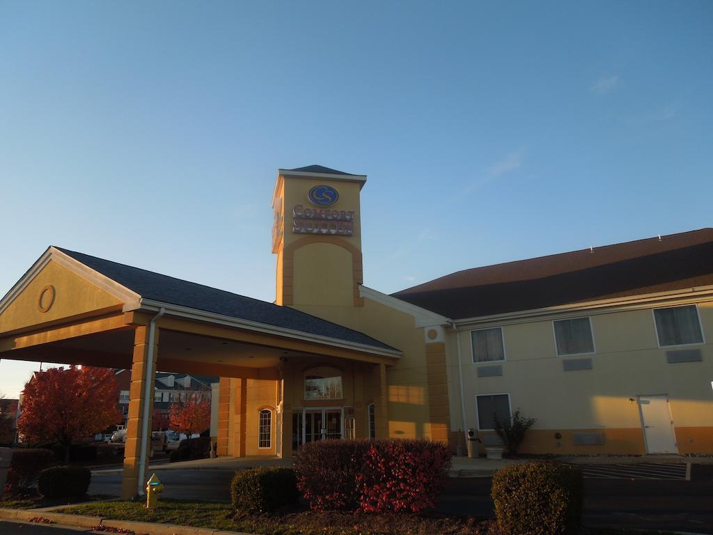 Quality Suites Waldorf Esterno foto