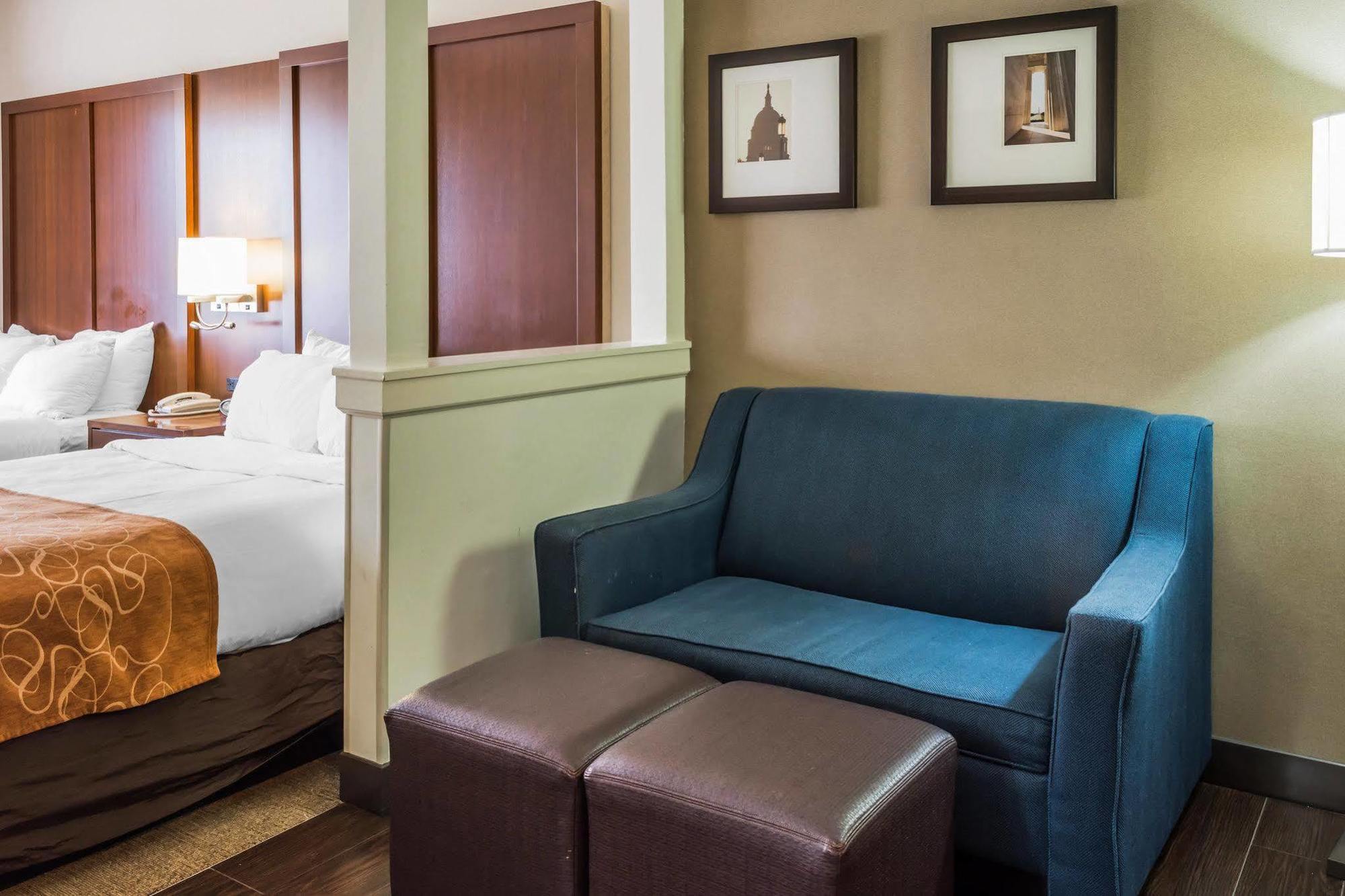 Quality Suites Waldorf Esterno foto